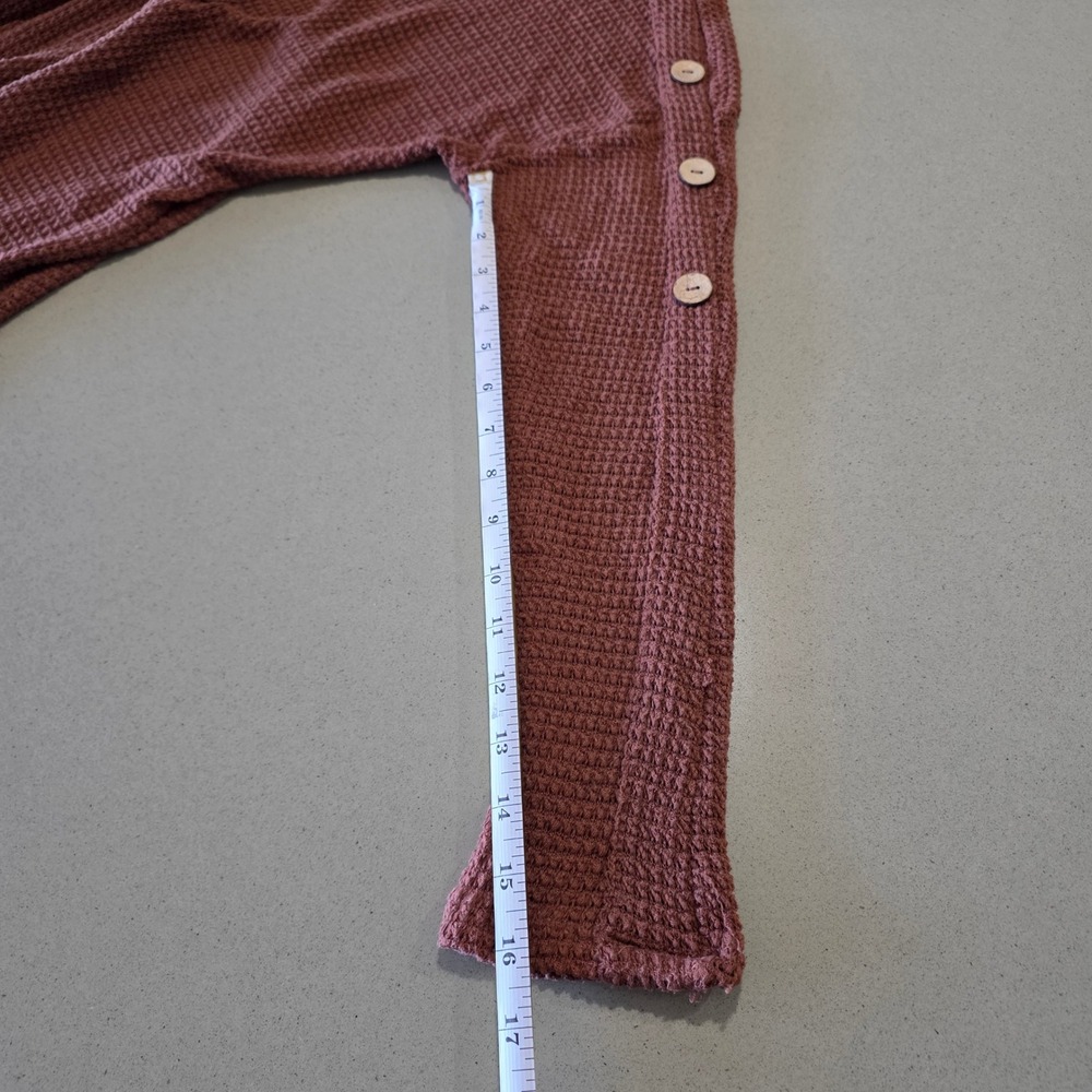 Maurices Womens Mauve Waffle Knit Open Front Cardigan Button Shoulder Detail M - Picture 6 of 10